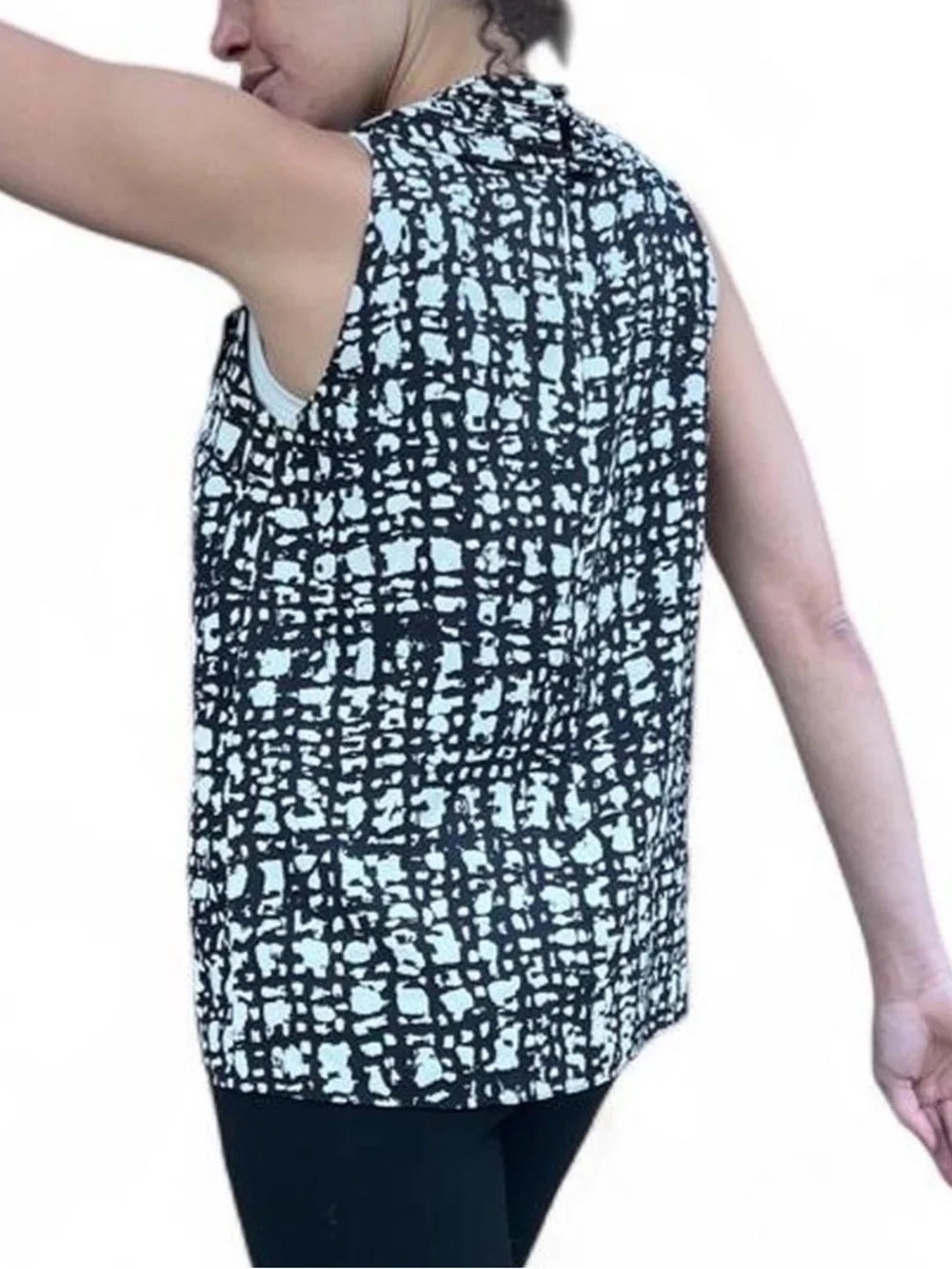 kate spade Black & White Patterned Pleat-Front Sleeveless Top